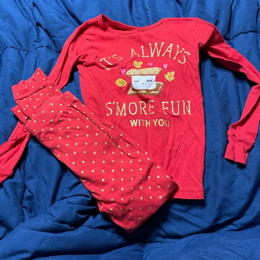 Carter’s s’more pajamas